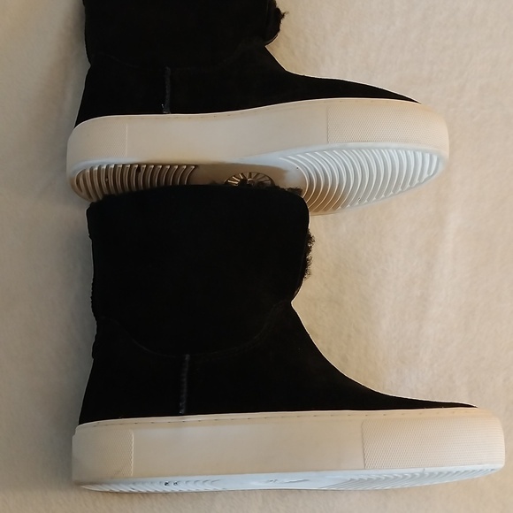UGG Lynus Sheepskin Suede Fleece Ankle Sneaker Boots 1123692 Women's 5.5 Read - Picture 6 of 9